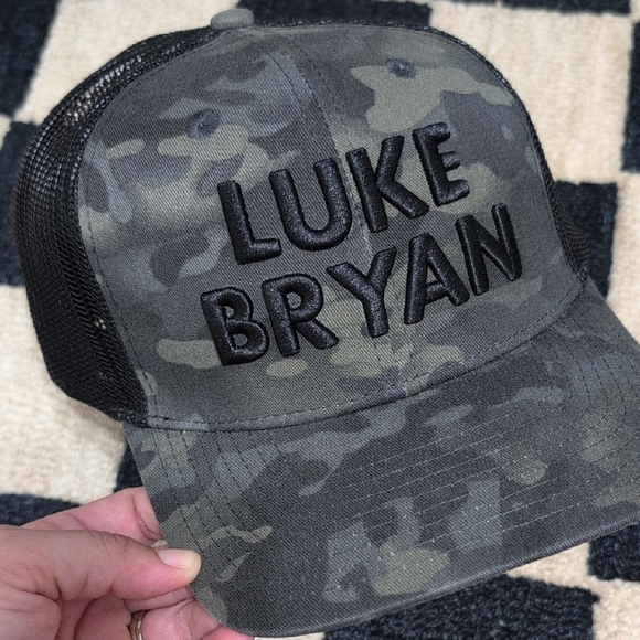 Luke Bryan Camo Trucker Concert Hat Adjustable Richards & Southern - Picture 1 of 8